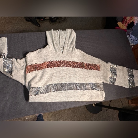 Nine West Hooded Sweater w/Stripes in Copper & Silver Sequins Size Large NWOT - Picture 8 of 9